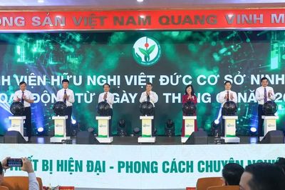 Phát triển mạng lưới khám chữa bệnh theo hướng hiện đại, đồng bộ và hiệu quả