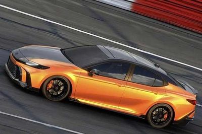 [GALLERY] Toyota Camry 'quốc dân' sắp có bản thể thao cực chất cho dân mê lái