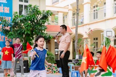 Trả lại khoảng trống ngày hè cần thiết cho trẻ