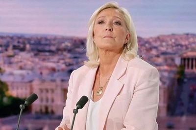 Bầu cử tổng thống Pháp: Bà Le Pen trở lại và 'canh bạc' của phe cực hữu