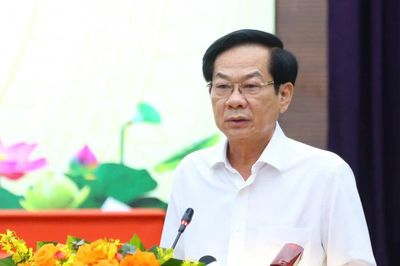 Tiếp tục sắp xếp cấp xã, tinh gọn tổ chức bên trong các bộ, ngành
