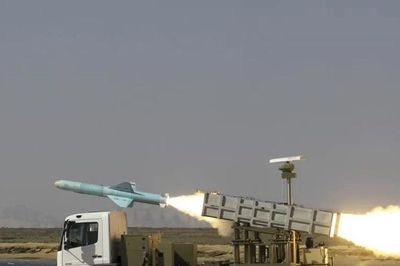 Iran tung đòn đáp trả, Mỹ tuyên bố dừng tấn công