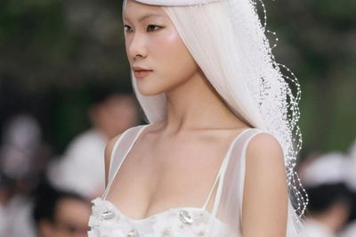 Sàn diễn có một không hai trên vịnh Lăng Cô