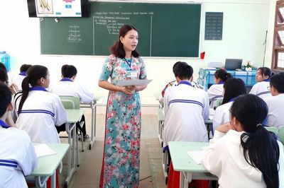 Giảm biên chế quản lý giáo dục không cần thiết, ưu tiên giáo viên đứng lớp