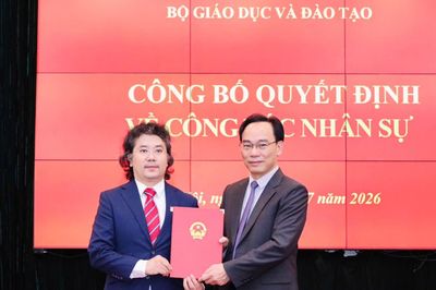 PGS. Tạ Hải Tùng được bổ nhiệm làm Phó Giám đốc Đại học Bách khoa Hà Nội