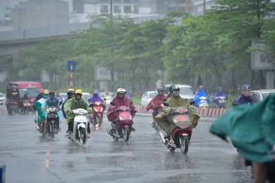 Thời tiết ngày 9/7: Mưa lớn bao trùm vùng núi Bắc Bộ, nguy cơ lũ quét và sạt lở đất