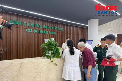 Bệnh viện Việt Đức cơ sở Ninh Bình đi vào hoạt động: Thỏa mong mỏi của người dân