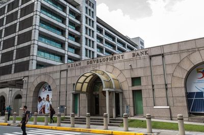 ADB giữ nguyên dự báo tăng trưởng 7,2% của Việt Nam, cao nhất Đông Nam Á