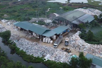Gây ô nhiễm môi trường, khởi tố 3 chủ xưởng tái chế, hàng chục cơ sở dừng hoạt động