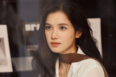 Trương Tịnh Nghi ghi dấu ấn ở cả vai tiểu thư lẫn nữ sinh nghèo