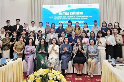 Tăng cường mạng lưới hỗ trợ để phụ nữ di cư hồi hương không bị bỏ lại phía sau