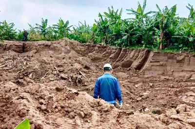 Vụ đất ruộng 'không cánh mà bay' ở Hưng Yên: Có dấu hiệu vi phạm quy định về khai thác tài nguyên