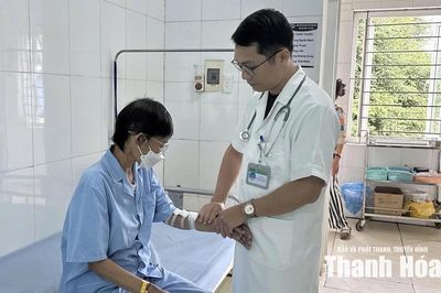 Bảo hiểm y tế - tấm thẻ đồng hành cùng người bệnh