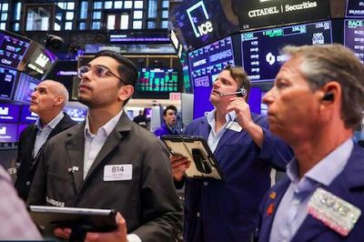 Dow Jones mất gần 600 điểm khi thỏa thuận Mỹ - Iran đứng trước nguy cơ đổ vỡ