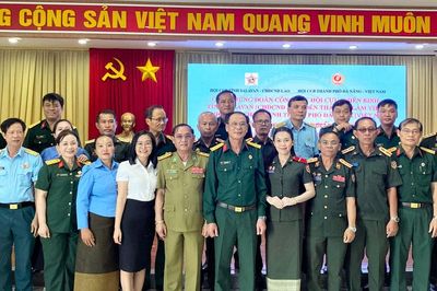 Tăng cường hợp tác giữa Hội Cựu chiến binh 2 địa phương Đà Nẵng - Salavan (Lào)