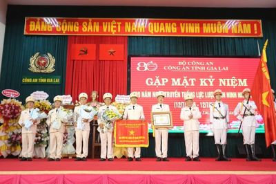 Công an tỉnh Gia Lai gặp mặt kỷ niệm 80 năm Ngày truyền thống lực lượng An ninh nhân dân
