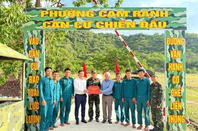Kiểm tra công tác chuẩn bị diễn tập tác chiến trong khu vực phòng thủ phường Cam Ranh