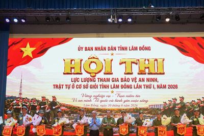 Tái hiện cánh tay nối dài của lực lượng công an