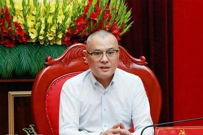Đẩy mạnh chuyển đổi xanh: Động lực cho sự phát triển bền vững của Đất Tổ