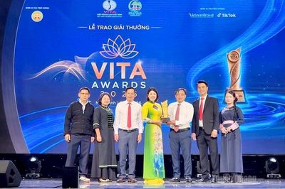 Phố cổ Đồng Văn được trao giải thưởng 'Điểm đến có sản phẩm du lịch giàu giá trị văn hóa'