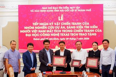 TP. Hồ Chí Minh: Tiếp nhận hồ sơ và nhiều tư liệu chiến tranh từ Hoa Kỳ phục vụ tìm kiếm liệt sĩ