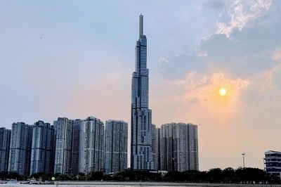 9 địa phương tăng trưởng hai con số vẫn chưa đủ: Áp lực đặt lên các đầu tàu kinh tế