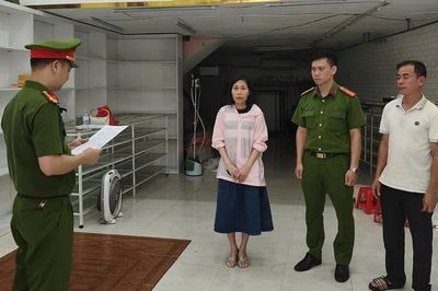 Bịt kín kẽ hở pháp luật với livestream 'chốt nghìn đơn'