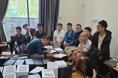 Mua bán dữ liệu dưới vỏ bọc của công ty khởi nghiệp, 3 đối tượng bị khởi tố