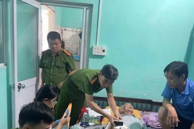 Ngày đầu thu nhận mẫu sinh phẩm ADN thân nhân liệt sĩ tại Huế