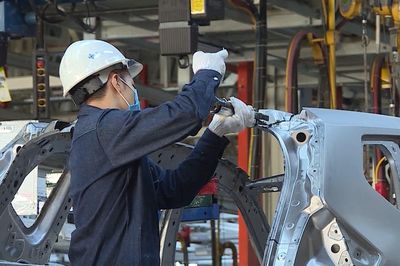 Việt Nam nhập siêu gần 17 tỷ USD sau 6 tháng