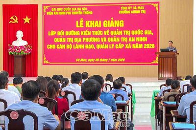Bồi dưỡng năng lực quản trị hiện đại cho cán bộ cấp xã