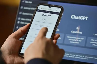 Có 5 loại thông tin tuyệt đối không nên tiết lộ với ChatGPT, người dùng AI nào cũng cần biết