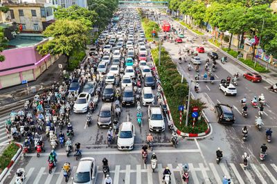 Cận cảnh hai tuyến đường Hà Nội dự kiến phân luồng đảo chiều giảm ùn tắc