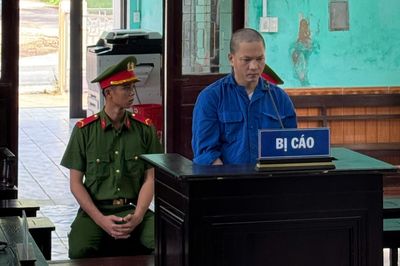 Người bẻ gãy bảo vật quốc gia 'Ngai vua triều Nguyễn' lĩnh 3 năm 6 tháng tù