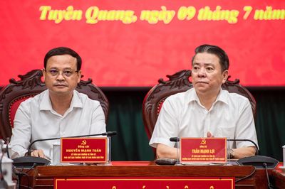 Đề xuất thi lại môn Toán tại Trường THPT chuyên Tuyên Quang