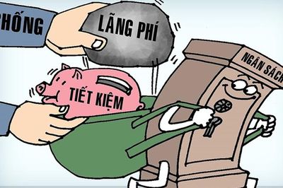 Cán bộ, công chức có thể bị buộc thôi việc nếu gây lãng phí trên 75 triệu đồng