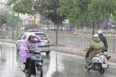 Bắc Bộ mưa rào và dông, khả năng xảy ra lốc, sét