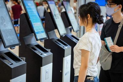 Bay từ Nội Bài, hành khách cần mang gì để check-in bằng sinh trắc học?