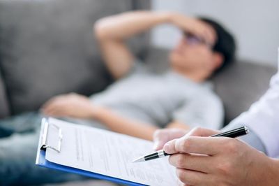 Hay quên có đáng lo, dấu hiệu cảnh báo cần đi khám