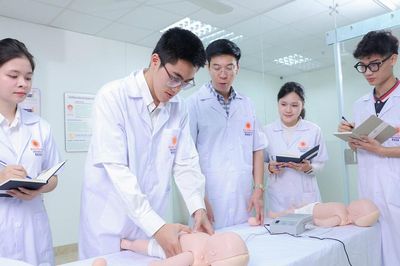 Thêm 83 bác sĩ y khoa ra trường, bổ sung nguồn nhân lực cho ngành y tế