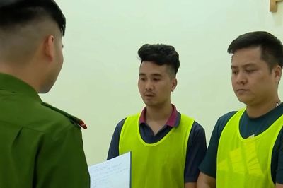 Triệt phá đường dây tổ chức cá độ bóng đá hàng tỷ đồng qua mạng mùa World Cup