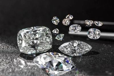 Làm sao để bảo vệ người mua kim cương khi thị trường 'vàng thau lẫn lộn'?