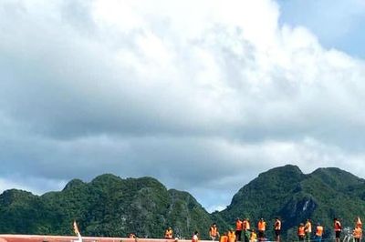 Quảng Ninh: Tìm thấy nạn nhân cuối cùng trong vụ lật tàu ở Vân Đồn