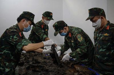 Phát hiện thêm 13 bộ hài cốt, 8 bộ di vật ở công viên Lê Thị Riêng