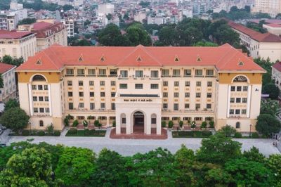 Trường Đại học Y Hà Nội lấy điểm sàn lên tới 24