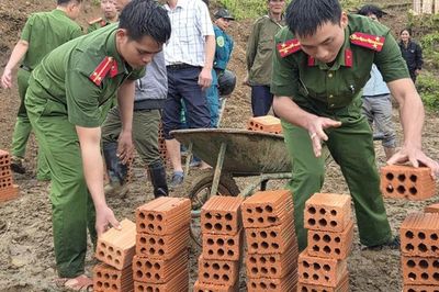 Khẩn trương triển khai hỗ trợ xóa nhà tạm, nhà dột nát cho con đẻ của người hoạt động kháng chiến bị nhiễm chất độc hóa học
