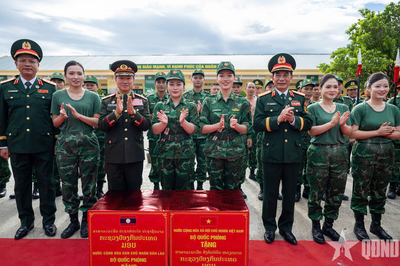 Đoàn đại biểu Việt Nam - Lào thăm Đồn Biên phòng Cửa khẩu Thanh Thủy