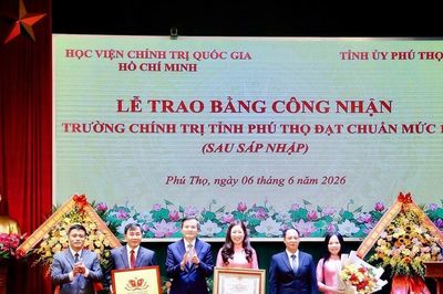 Chuẩn mức 1 mở ra chặng phát triển mới của Trường Chính trị tỉnh Phú Thọ