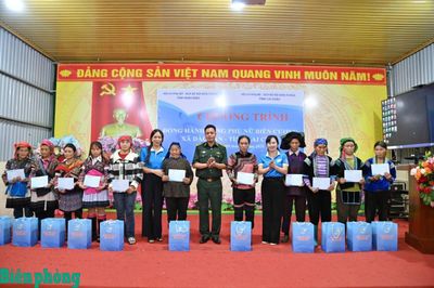 Lan tỏa nghĩa tình biên cương từ chương trình 'Đồng hành cùng phụ nữ biên cương'