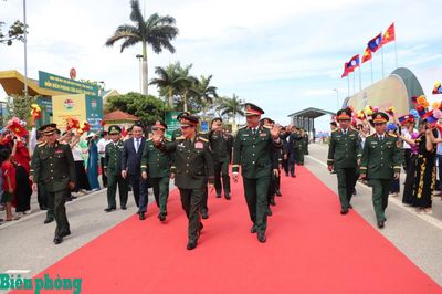 Chương trình Giao lưu hữu nghị Quốc phòng biên giới Việt Nam - Lào lần thứ 3 thành công tốt đẹp